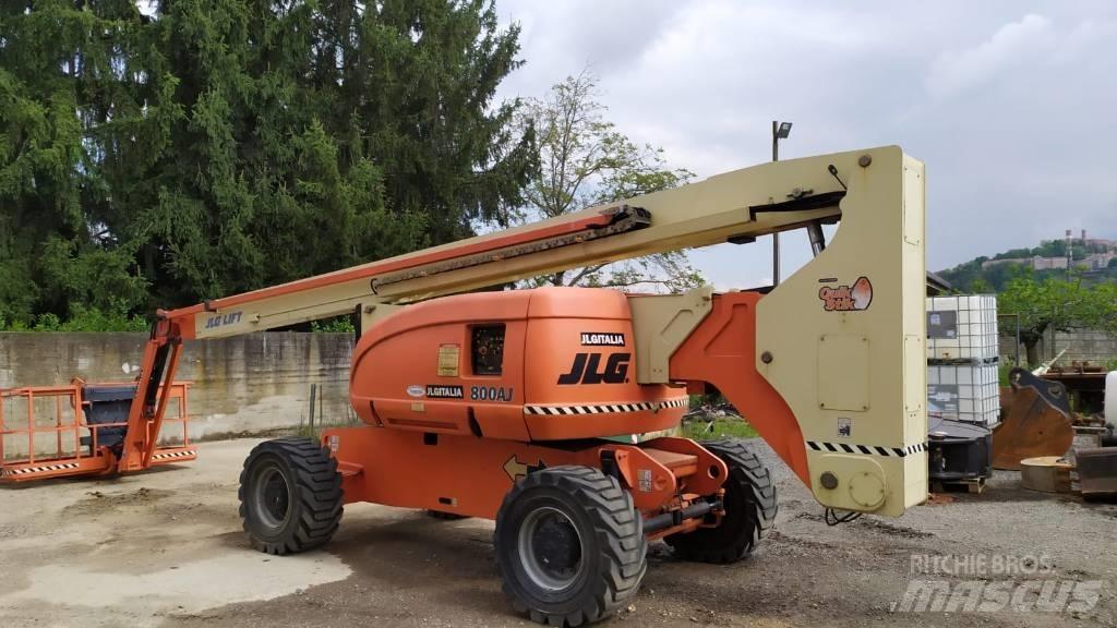 JLG 800 AJ Nacele cu brat articulat