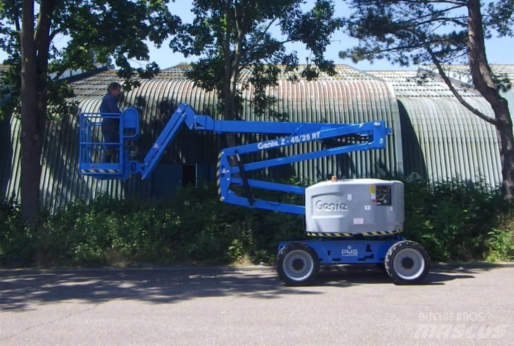 Genie Z45/25JRT Nacele cu brat articulat