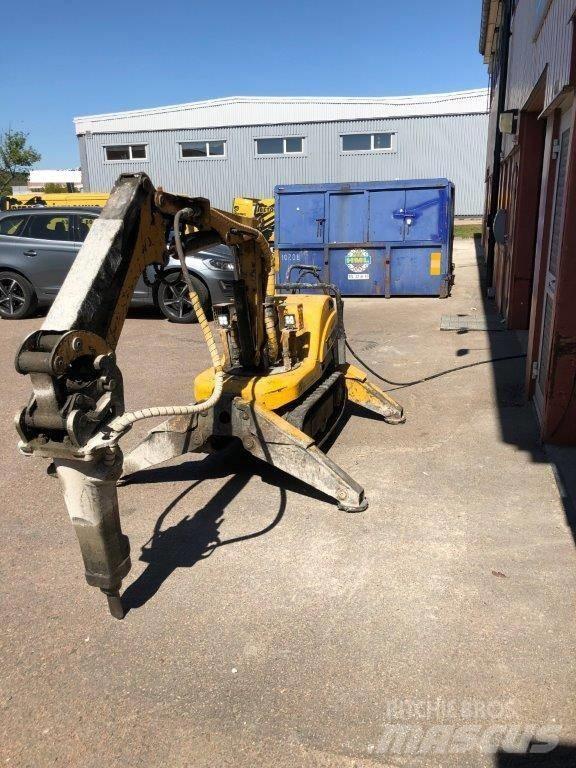Brokk 90 Excavatoare de demolare