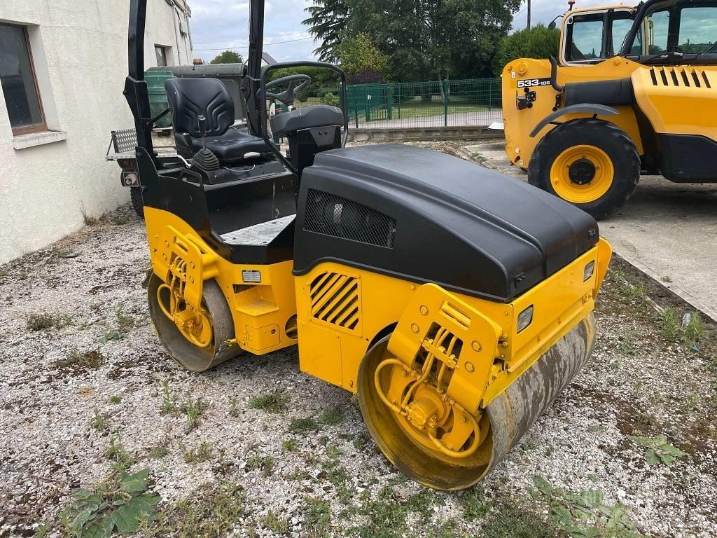 Bomag BW 120 AD-4 Cilindri compactori dubli