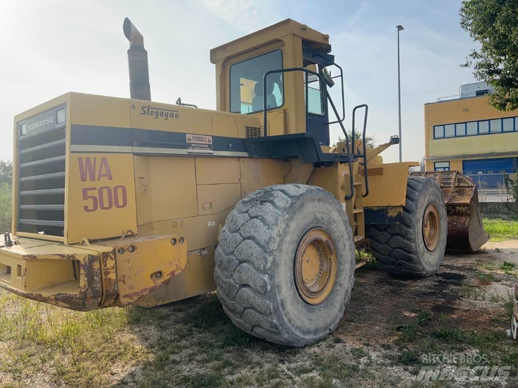 Komatsu WA 500-1 Incarcator pe pneuri
