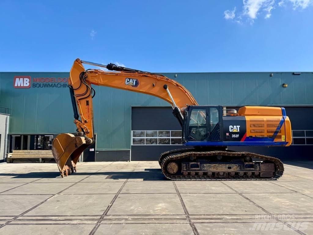 CAT 352F Excavatoare pe șenile
