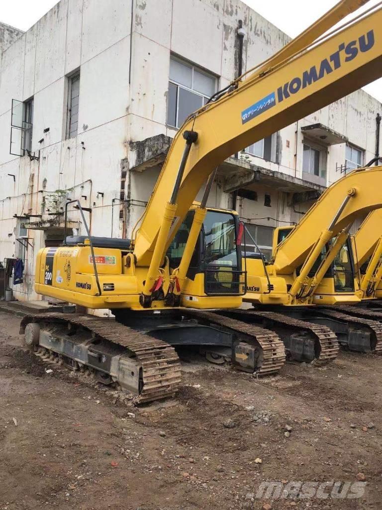 Komatsu PC 200 LC Excavatoare pe șenile
