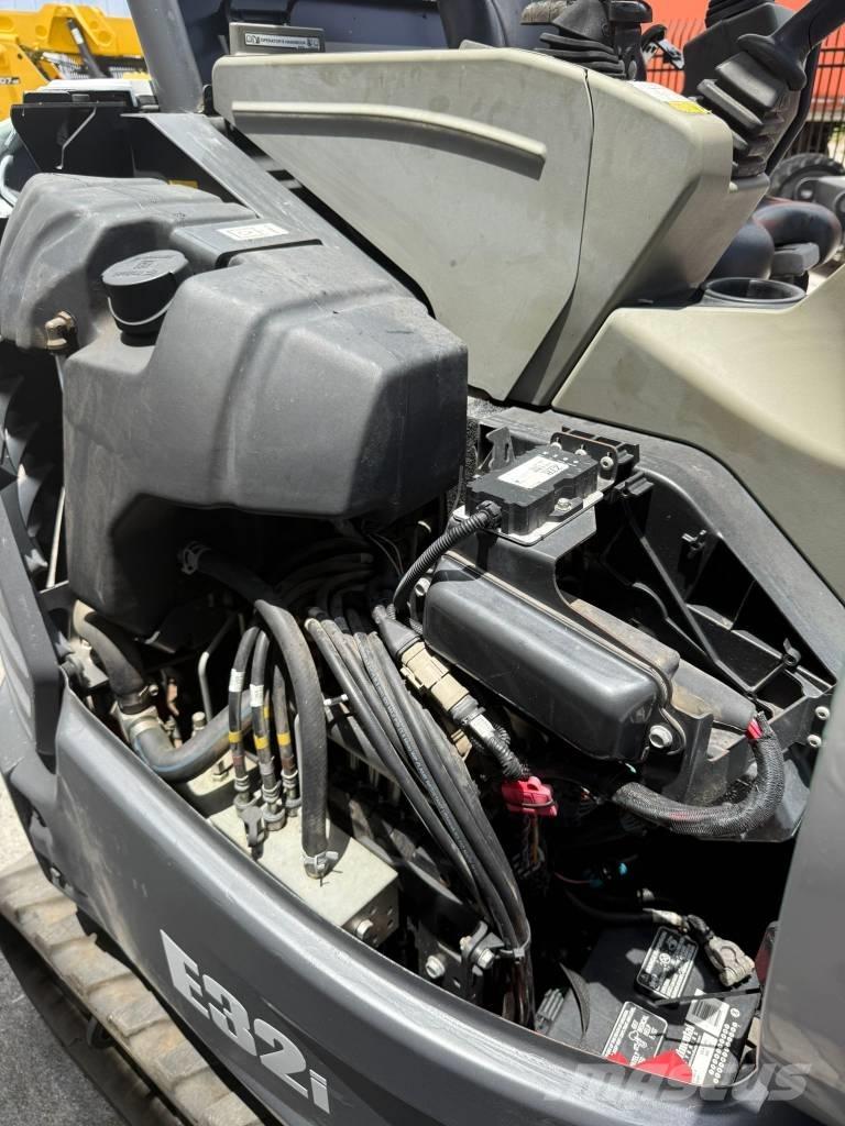 Bobcat E 32i Mini excavatoare < 7t