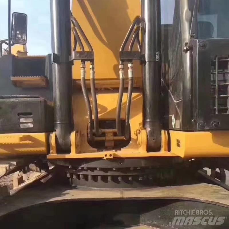 CAT 340 Excavatoare pe șenile
