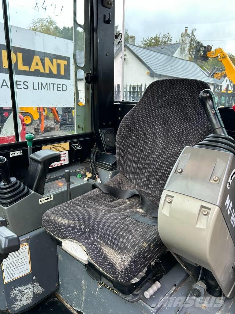 Takeuchi TB 23 R Mini excavatoare < 7t