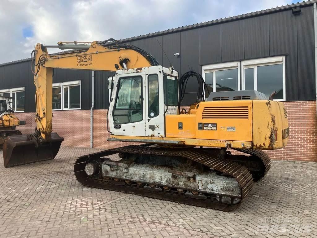 Liebherr 924 Excavatoare pe șenile
