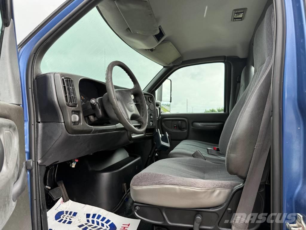 GMC C7500 Cisterne