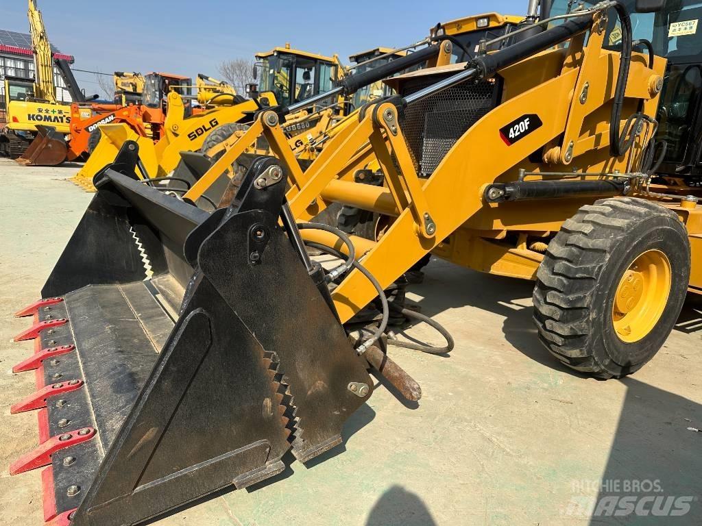CAT 420 F ST Buldoexcavatoare