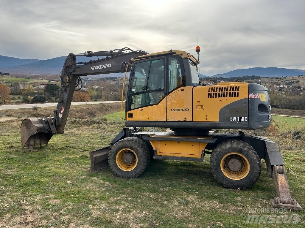 Volvo EW 140 C Excavatoare cu roti