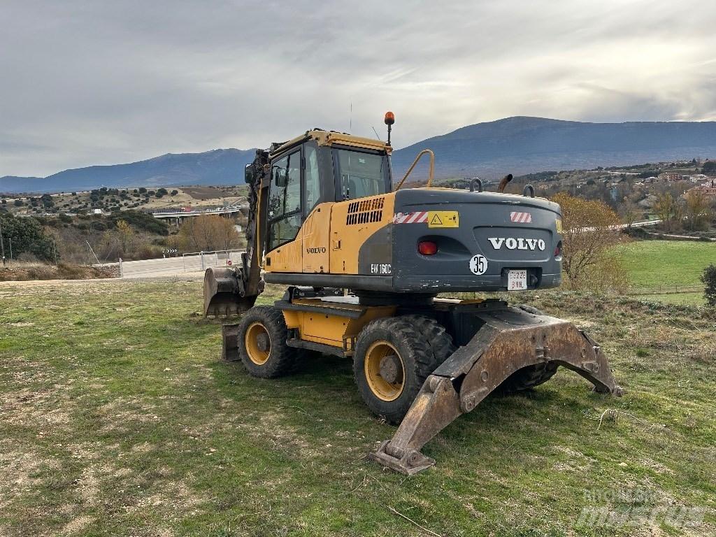 Volvo EW 140 C Excavatoare cu roti
