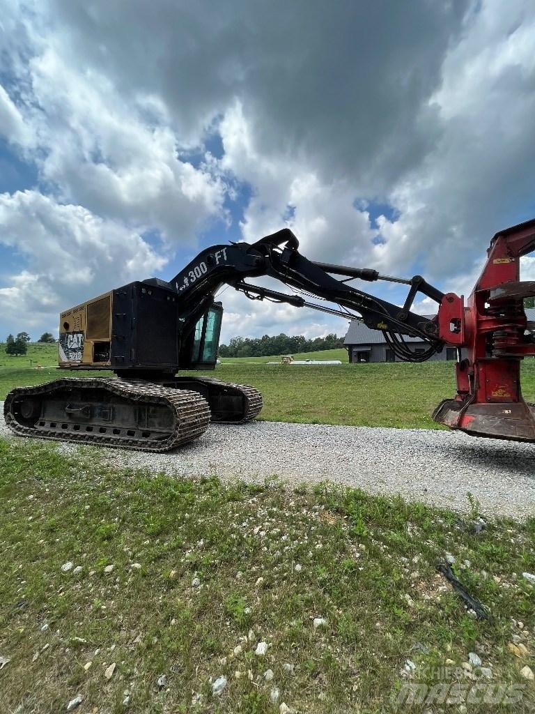 CAT 521 Utilaje forestier de taiat