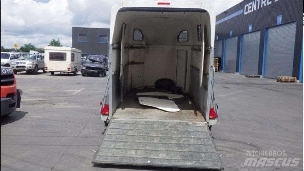 Cheval LIBER 4000 Alte remorci