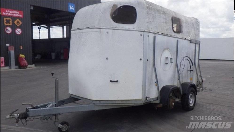Cheval LIBER 4000 Alte remorci