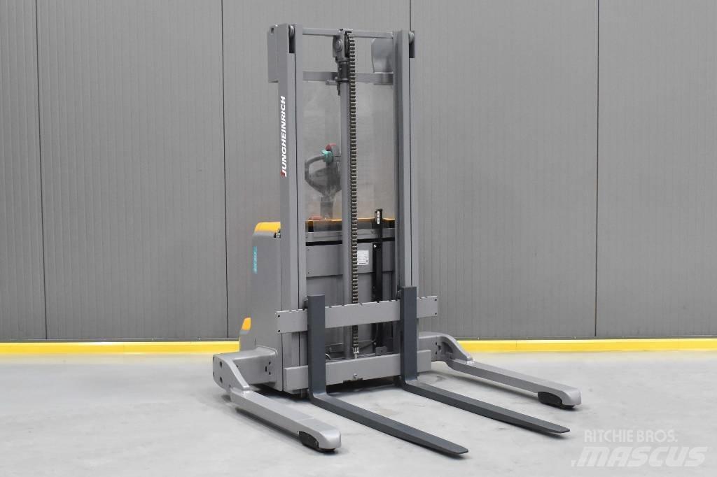 Jungheinrich EJC B12 Transpaleta manuala