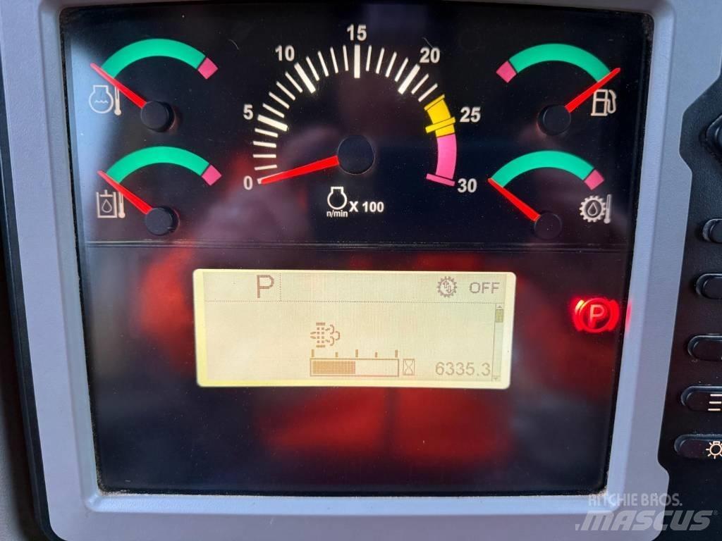 CAT D6T Buldozere pe senile