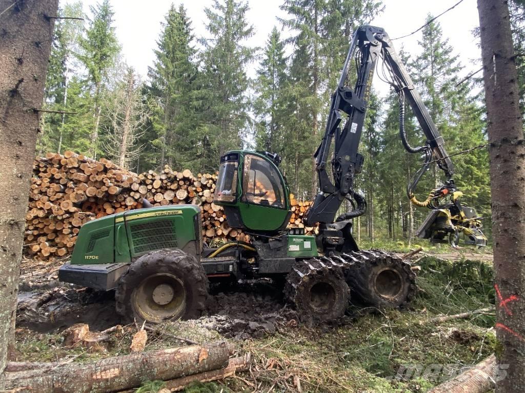 John Deere 1170 E Combine forestiere