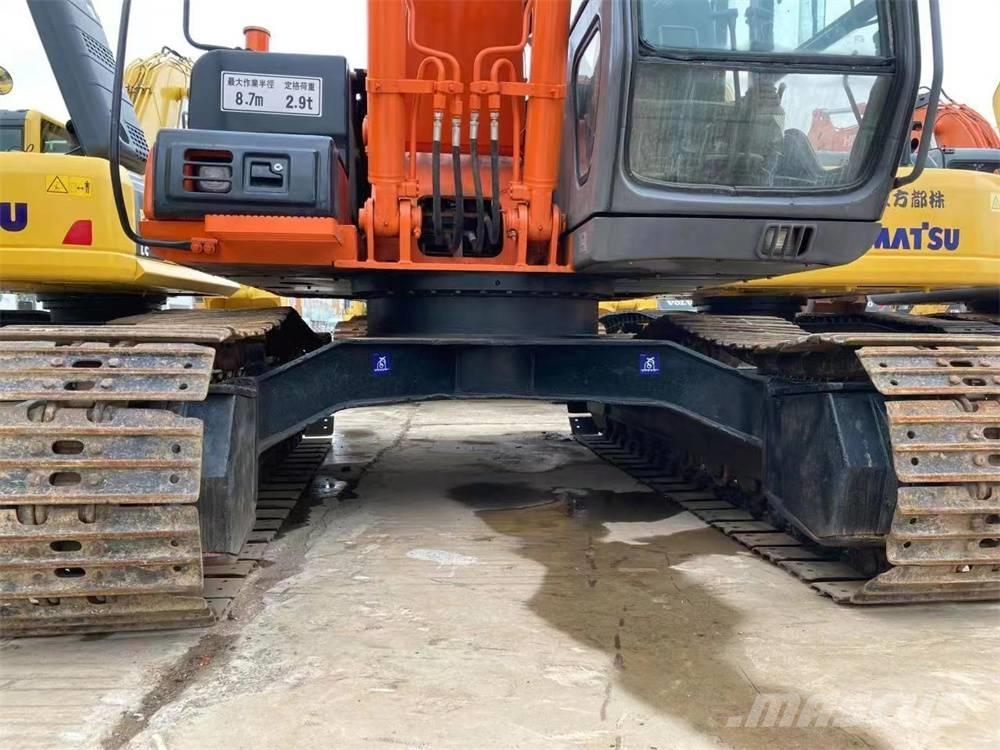 Hitachi EX 1200 Excavatoare pe șenile

