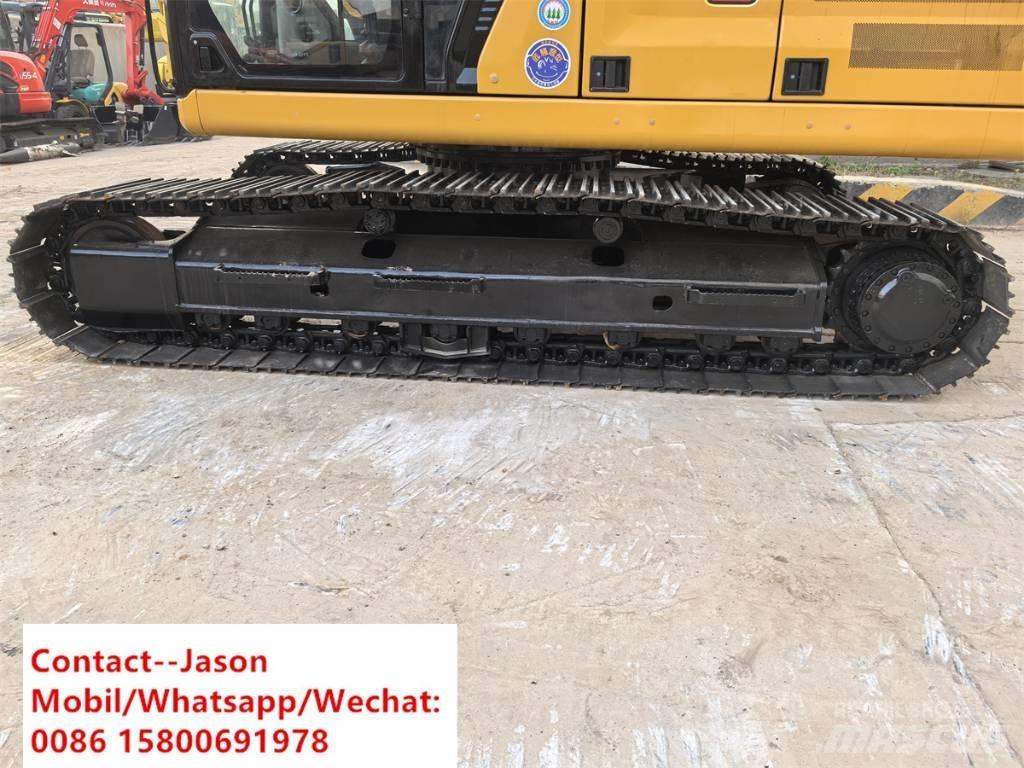 CAT 320 Excavatoare pe șenile
