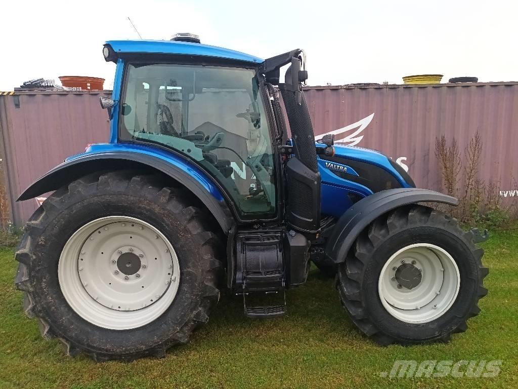 Valtra N174 E versu Tractoare