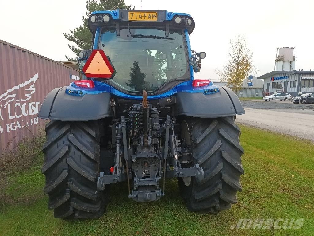 Valtra N174 E versu Tractoare