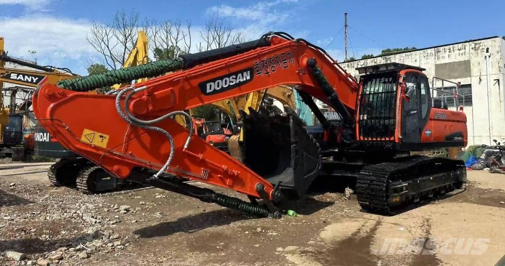Doosan DX340 Excavatoare pe șenile
