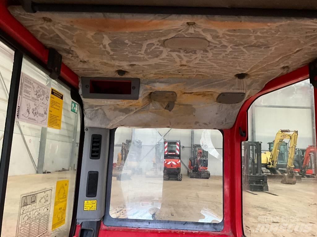 Bobcat E 80 Cabine si interior