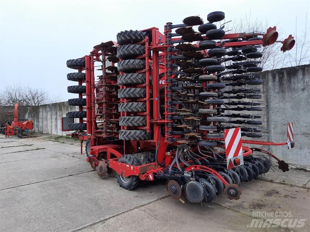 Horsch Pronto 8DC Perforatoare
