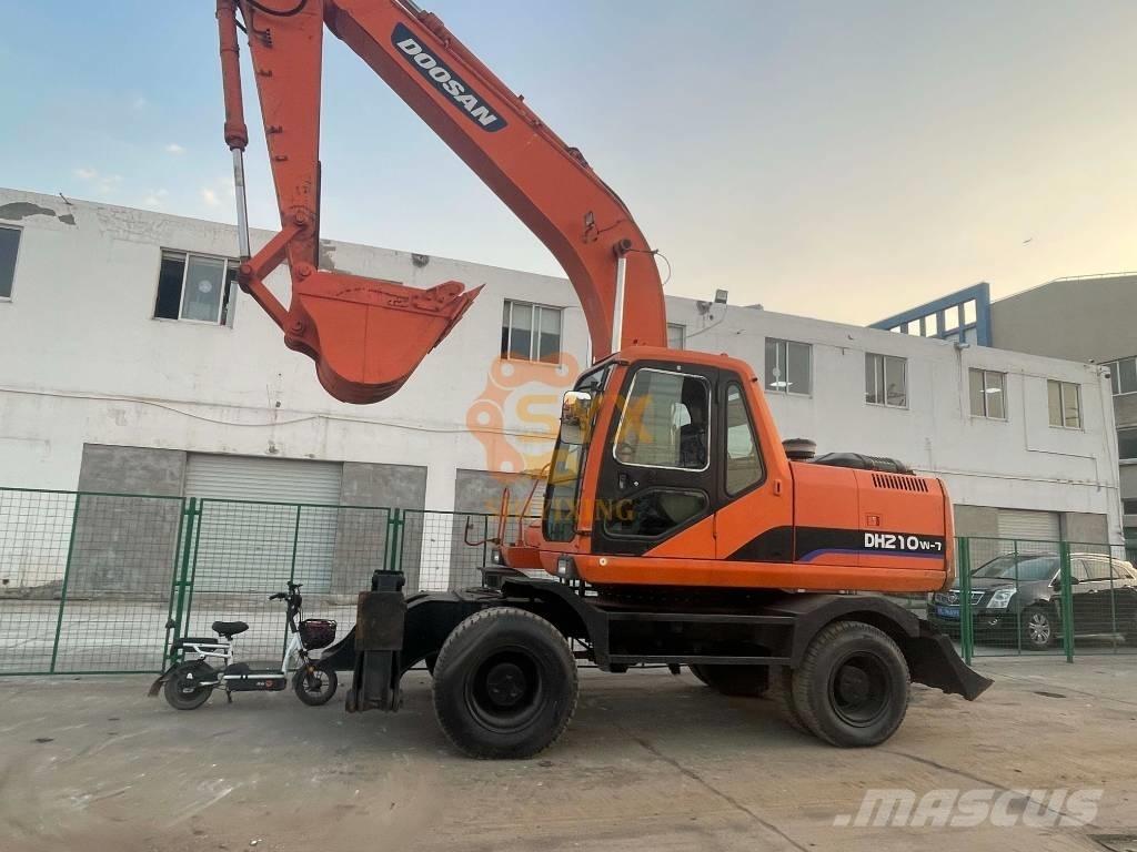 Doosan DH210W-7 Excavatoare cu roti