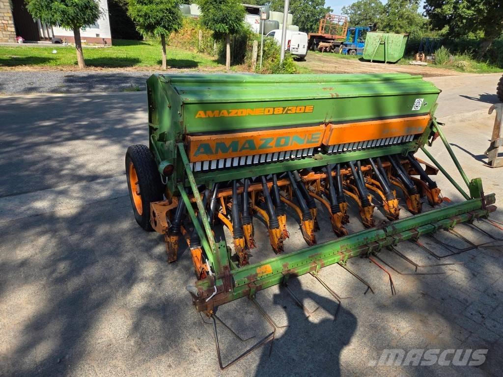 Amazone D8-30 Perforatoare