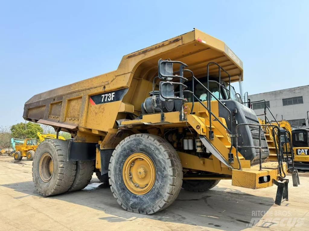 CAT 773 F Camioane cu basculante rigide