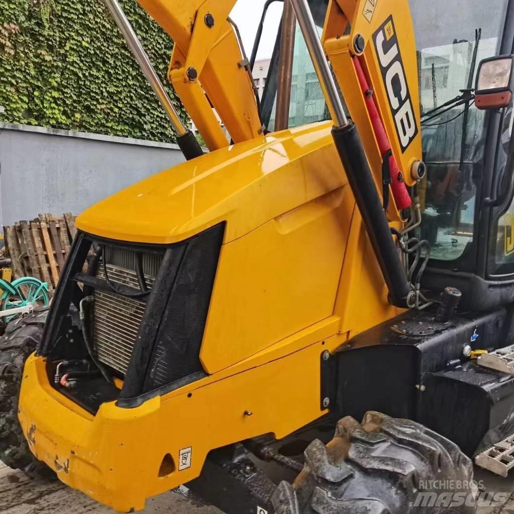 JCB 3 CX Buldoexcavatoare