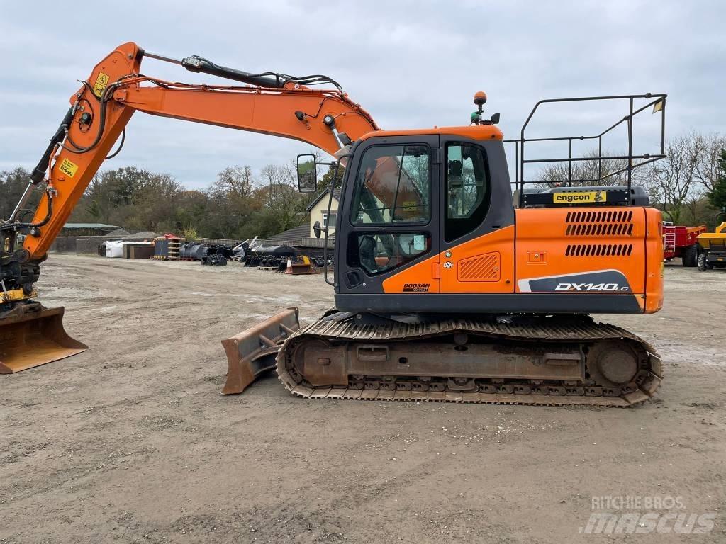Doosan DX140LC-5 Excavatoare pe șenile

