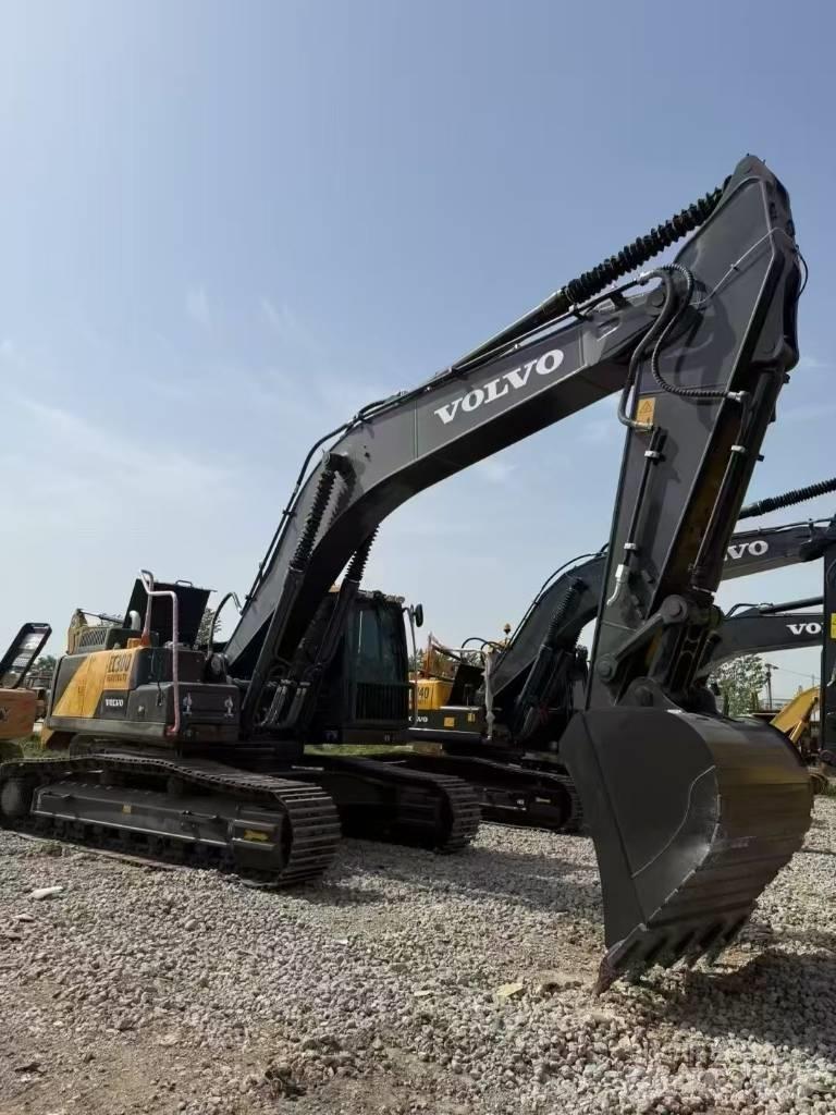 Volvo 300D Excavatoare pe șenile
