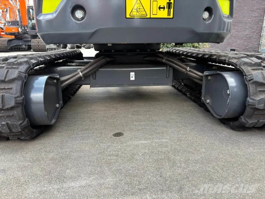 Develon DX20ZE Mini excavatoare < 7t
