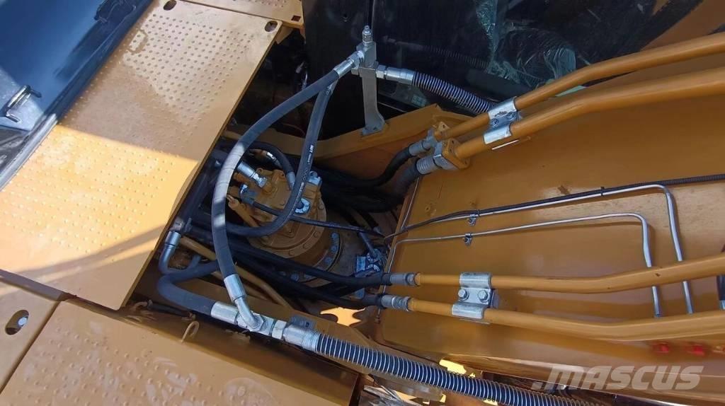 CAT 330 Excavatoare pe șenile
