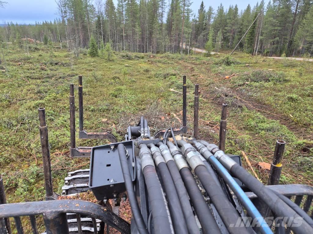 Ponsse ELK 8W Transportoare