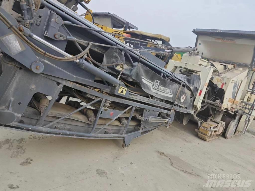 Wirtgen W2000 Utilaje asfalt cu freze reci