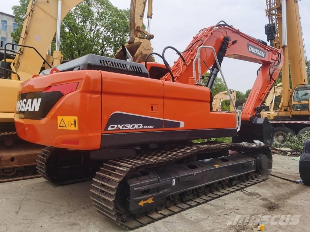 Doosan DX 300 LC Excavatoare pe șenile

