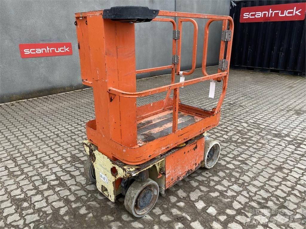 JLG 1230ES Ascensoare verticale catarg