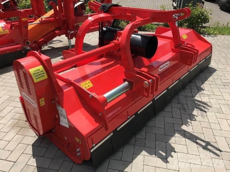 Maschio Bufalo 280 Alte echipamente pentru nutret