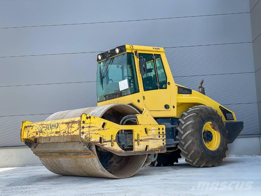 Bomag BW 213 DH-4 Compactoare monocilindrice