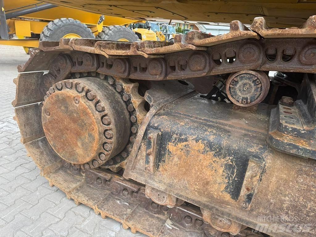 CAT 390 F L ME Excavatoare pe șenile
