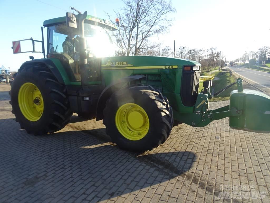 John Deere 8410 Tractoare
