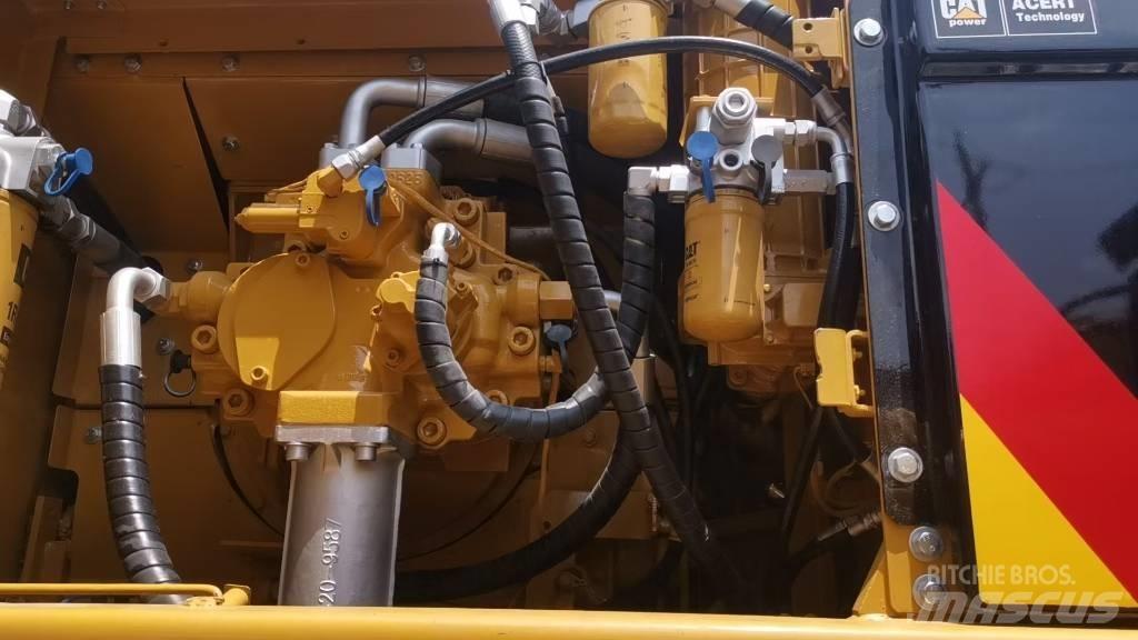 CAT 340 Excavatoare pe șenile
