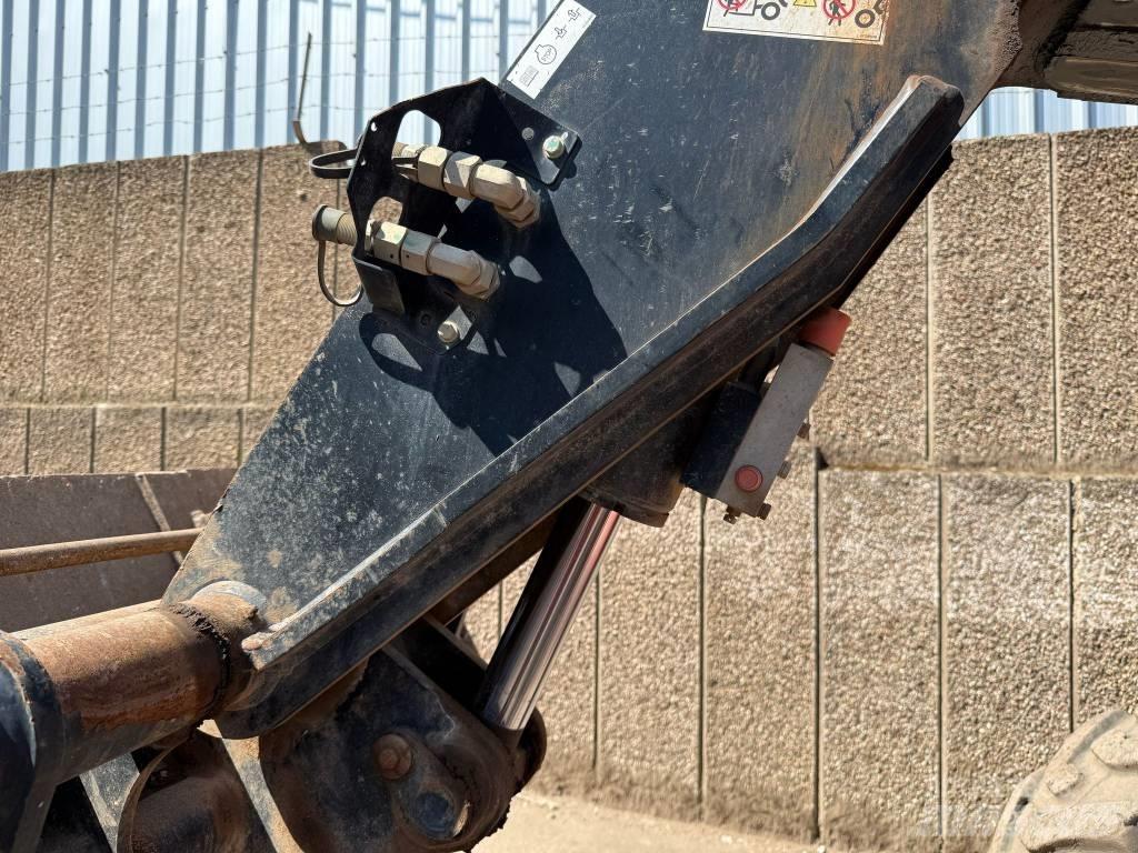 Manitou MT 733 Stivuitoare telescopice