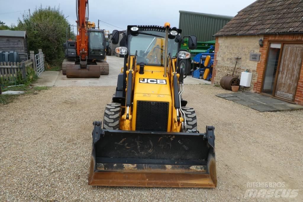 JCB 1 CX Buldoexcavatoare