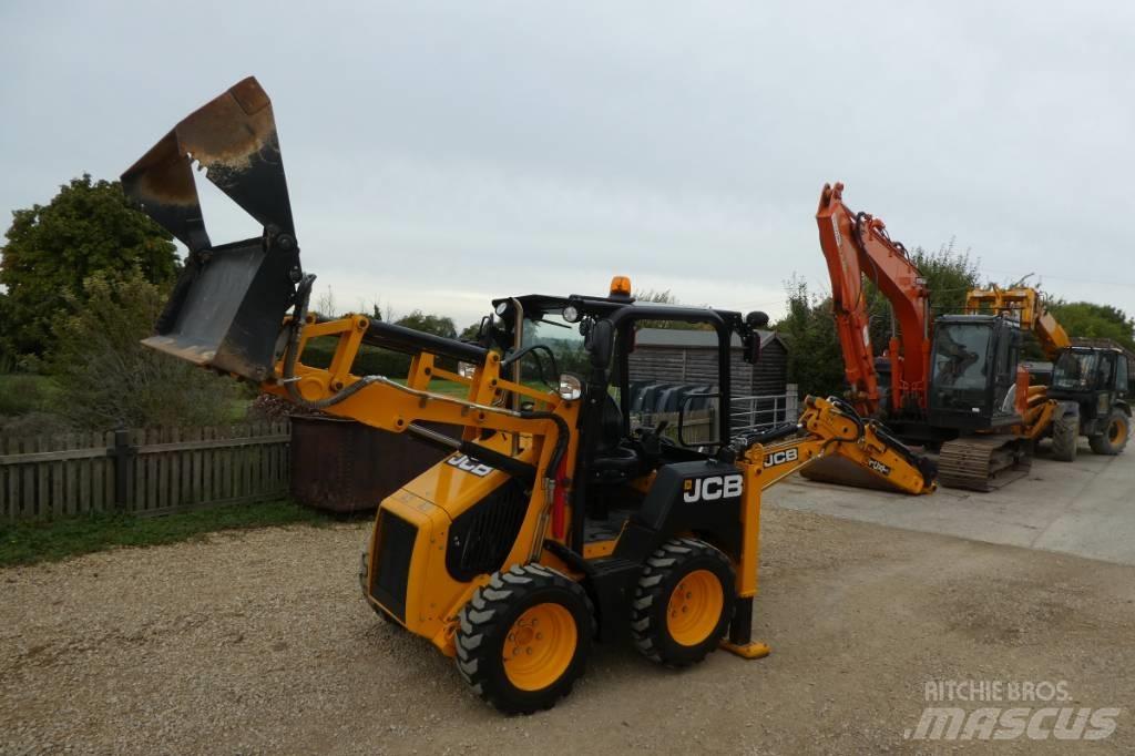 JCB 1 CX Buldoexcavatoare