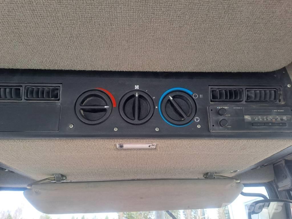 Case IH 685 XL Tractoare