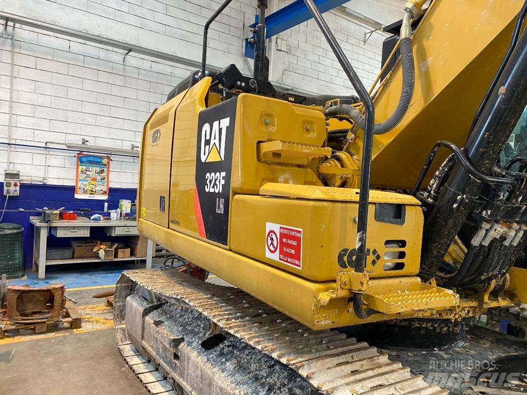 CAT 323F LN Excavatoare pe șenile
